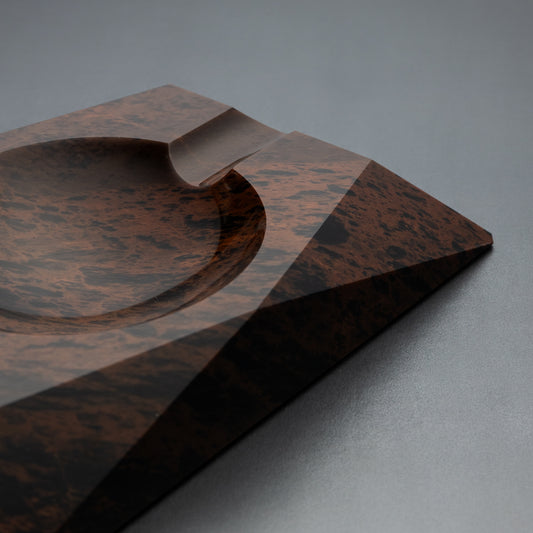 Ashtray by Vanakat : Eclipse